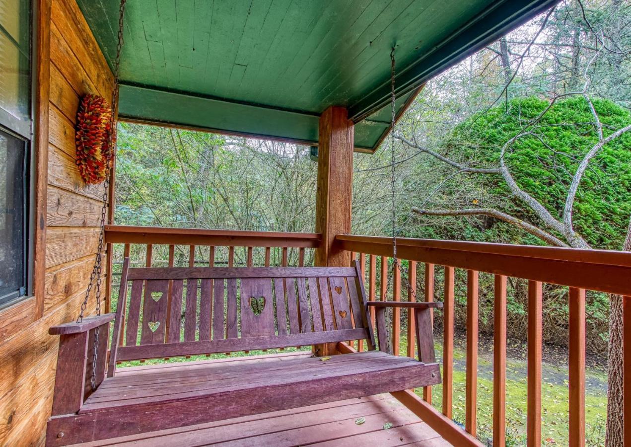Cozy Creek Cabin พิเจนฟอร์จ ภายนอก รูปภาพ