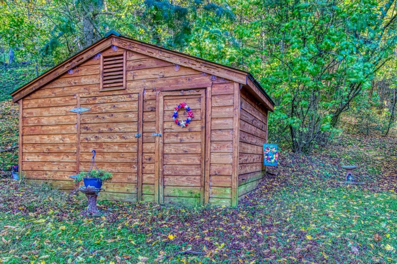 Cozy Creek Cabin พิเจนฟอร์จ ภายนอก รูปภาพ